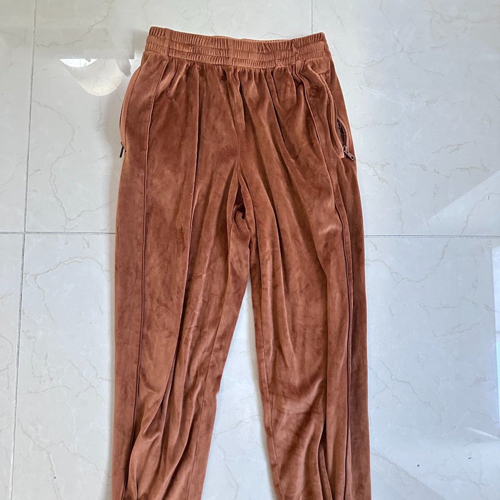 SKIMS JOGGER Velour high waist zipper pocket color sienna size SMALL